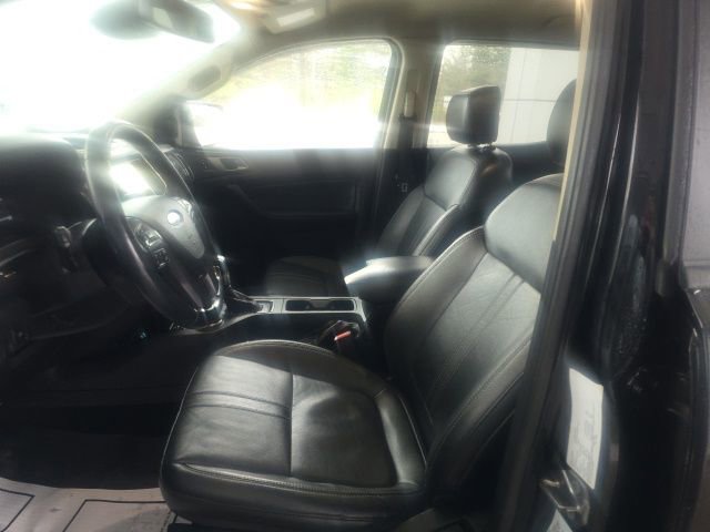 Used 2020 Ford Ranger Lariat w/ Equipment Group 501A Mid image 4