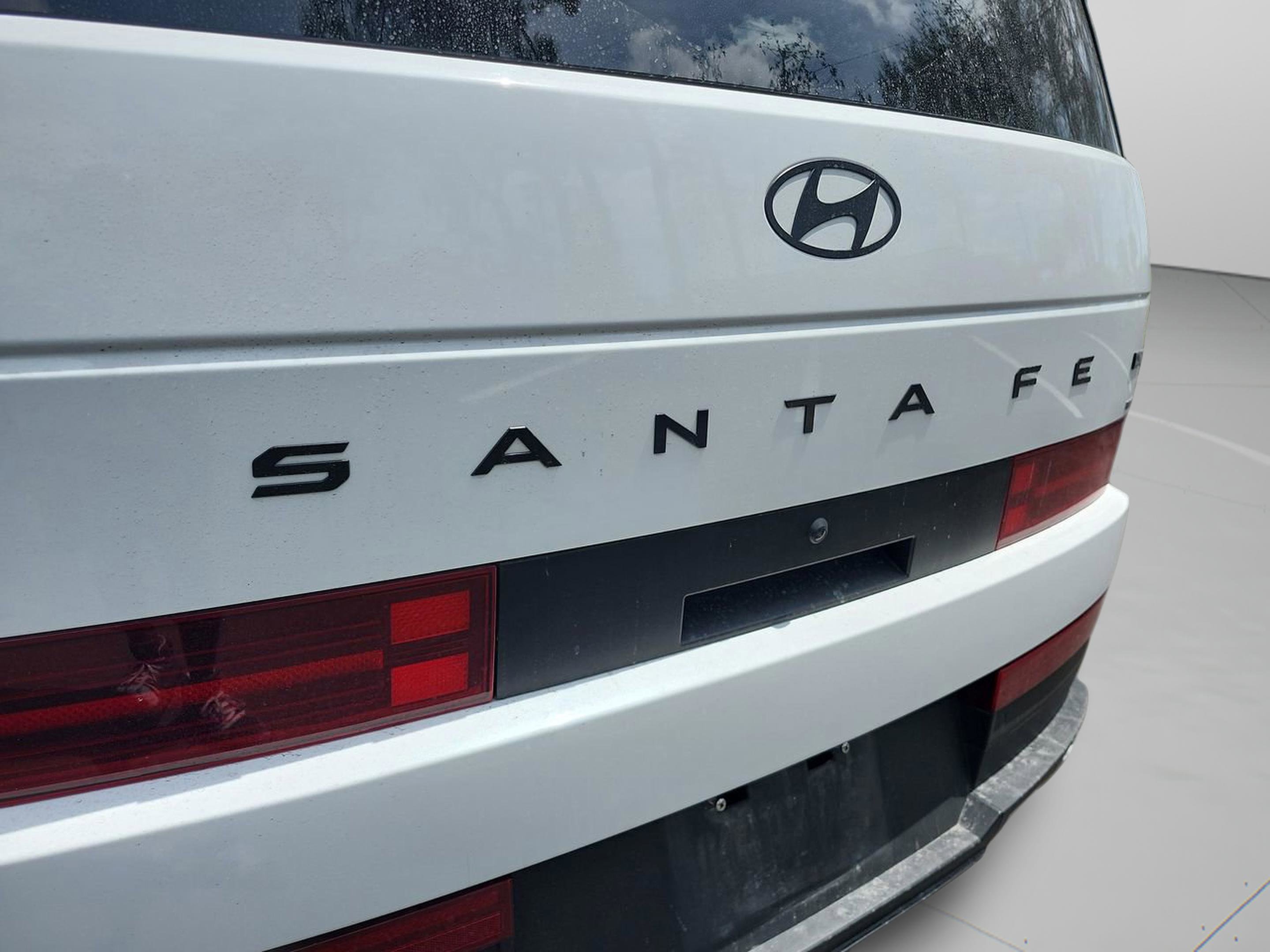 Used 2024 Hyundai Santa Fe XRT image 30