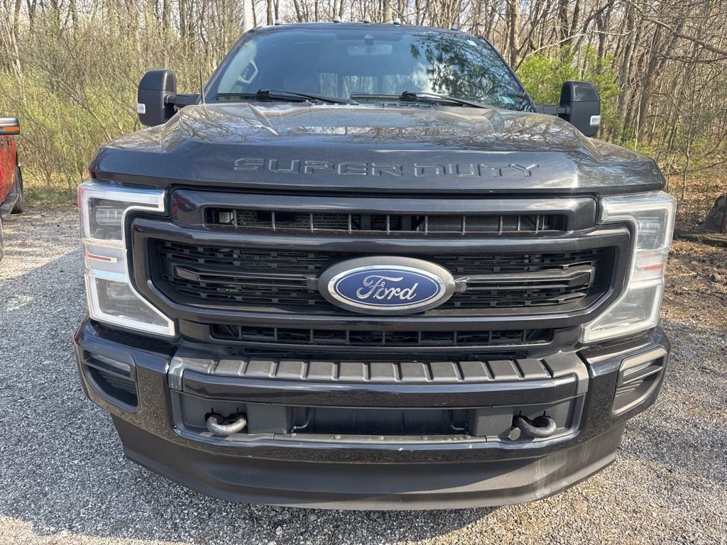 Used 2022 Ford F250 Lariat image 2