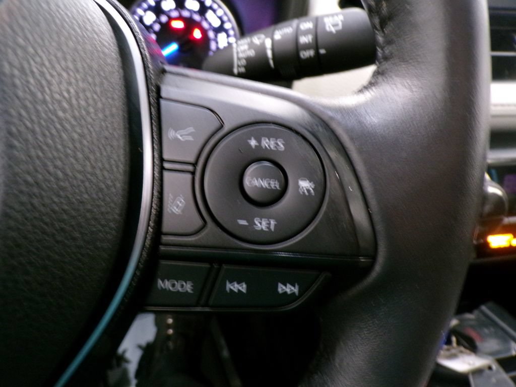Used 2019 Toyota RAV4 XLE w/ Convenience Package AWD/4WD image 22
