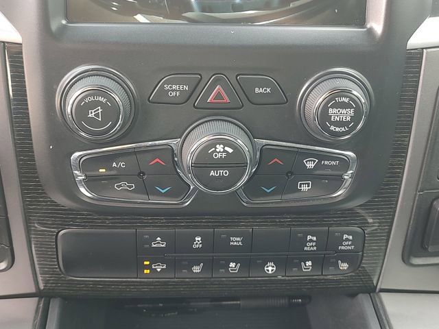 Used 2017 RAM 1500 Limited AWD/4WD image 16