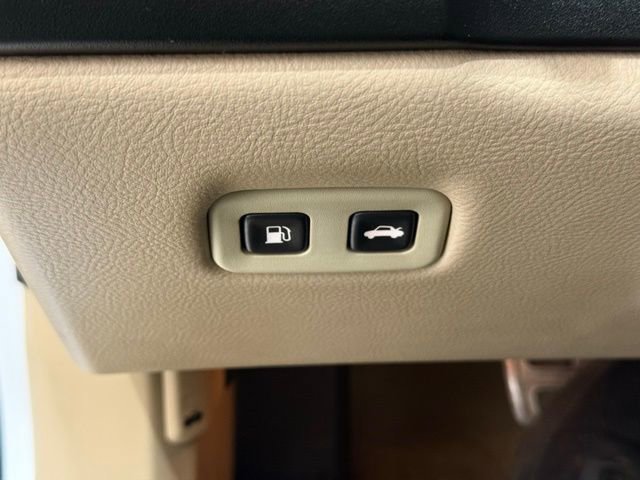 Used 2006 Chevrolet Corvette Convertible w/ Preferred Equipment Group image 25