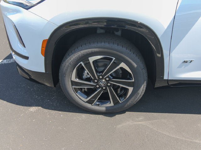 New 2026 Buick Enclave Sport Touring w/ Power Package FWD image 32