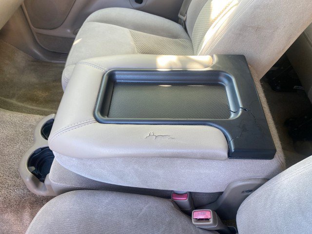 Used 2003 Chevrolet Suburban LS image 67