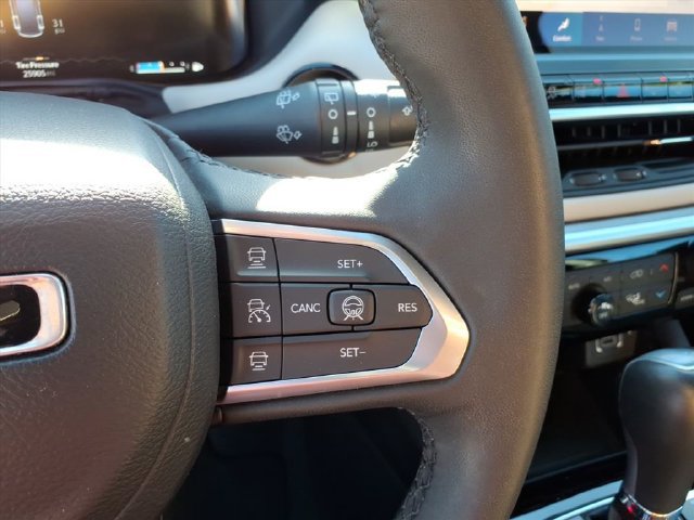 Used 2024 Jeep Compass Limited w/ Elite Group AWD/4WD image 19