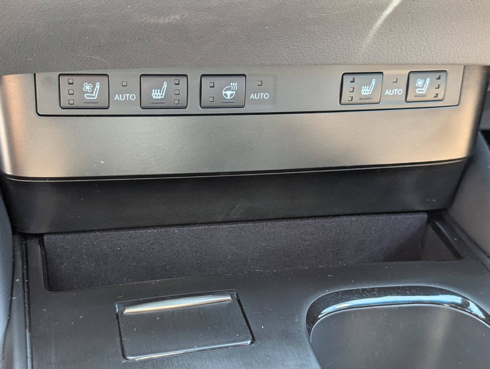 Certified 2025 Lexus ES 350 w/ Premium Package FWD image 25