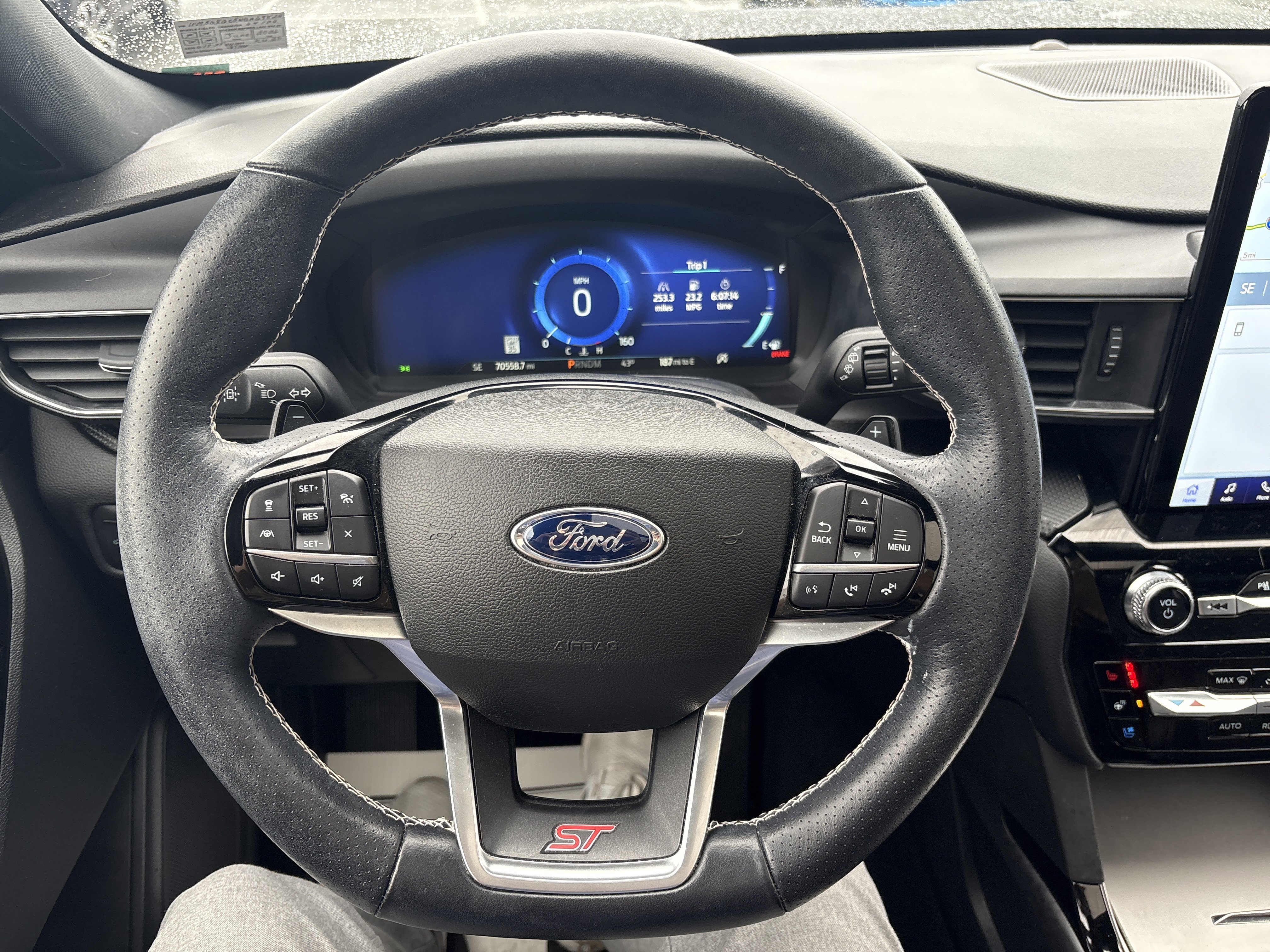 Used 2022 Ford Explorer ST w/ Equipment Group 401A image 24