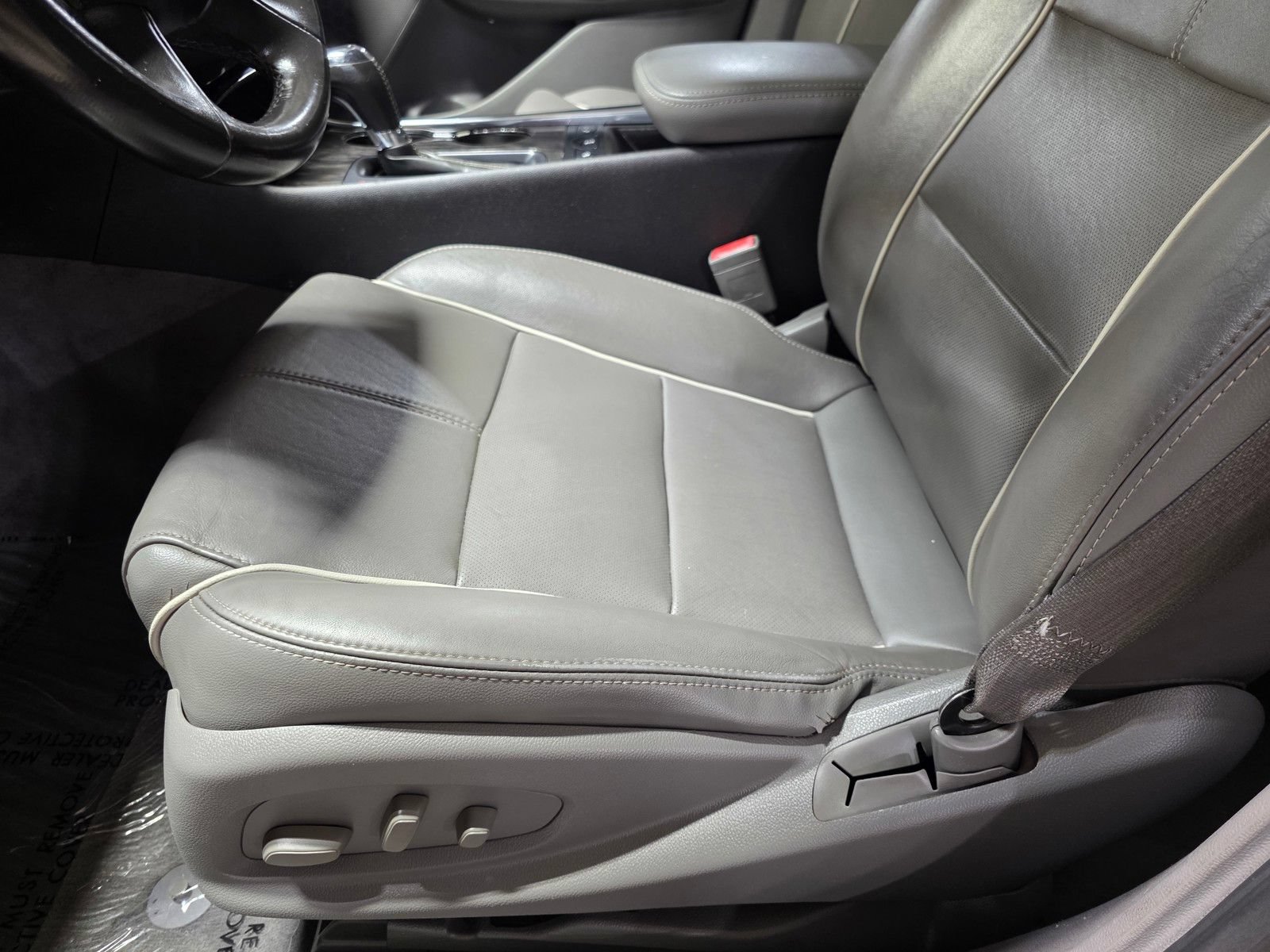 Used 2015 Chevrolet Impala LTZ FWD image 23