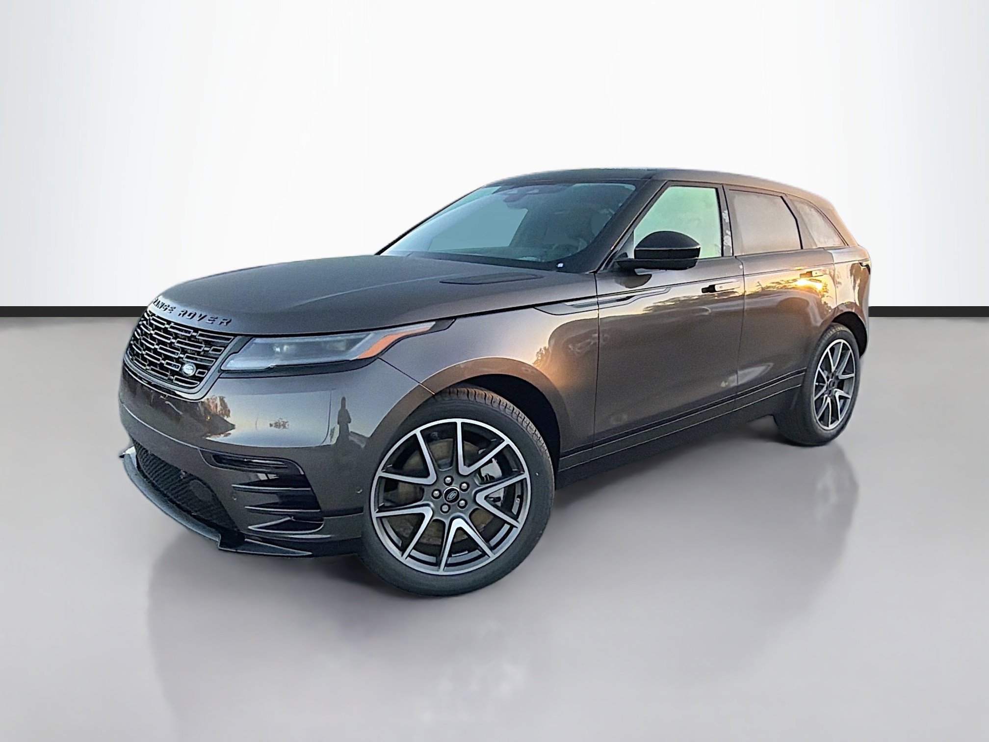New 2026 Land Rover Range Rover Velar Dynamic SE