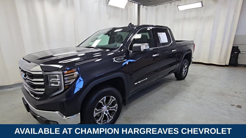 Used 2025 GMC Sierra 1500 SLT AWD/4WD image 5