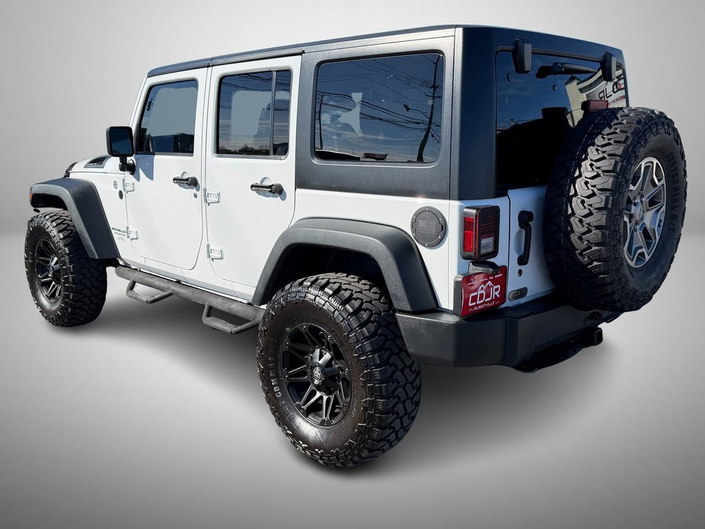 Used 2015 Jeep Wrangler Unlimited Rubicon w/ Connectivity Group image 4