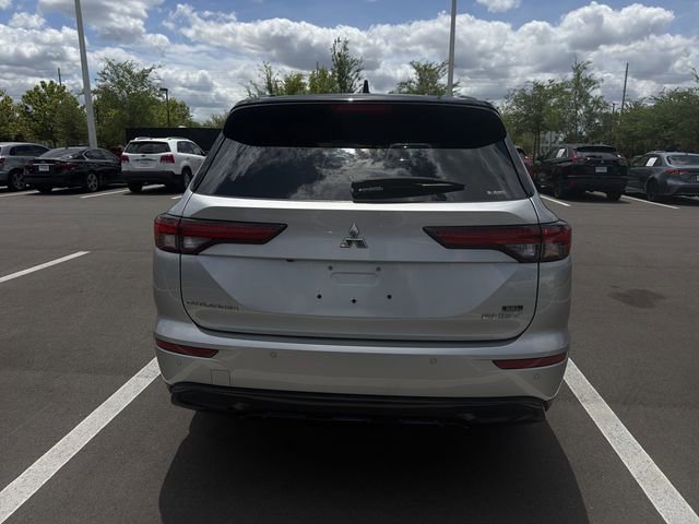 Used 2025 Mitsubishi Outlander SEL Black Edition AWD/4WD image 13