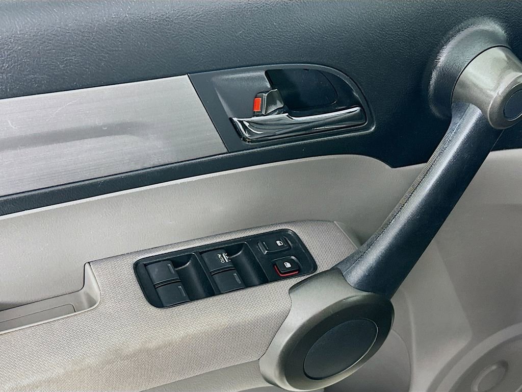 Used 2011 Honda CR-V SE image 21