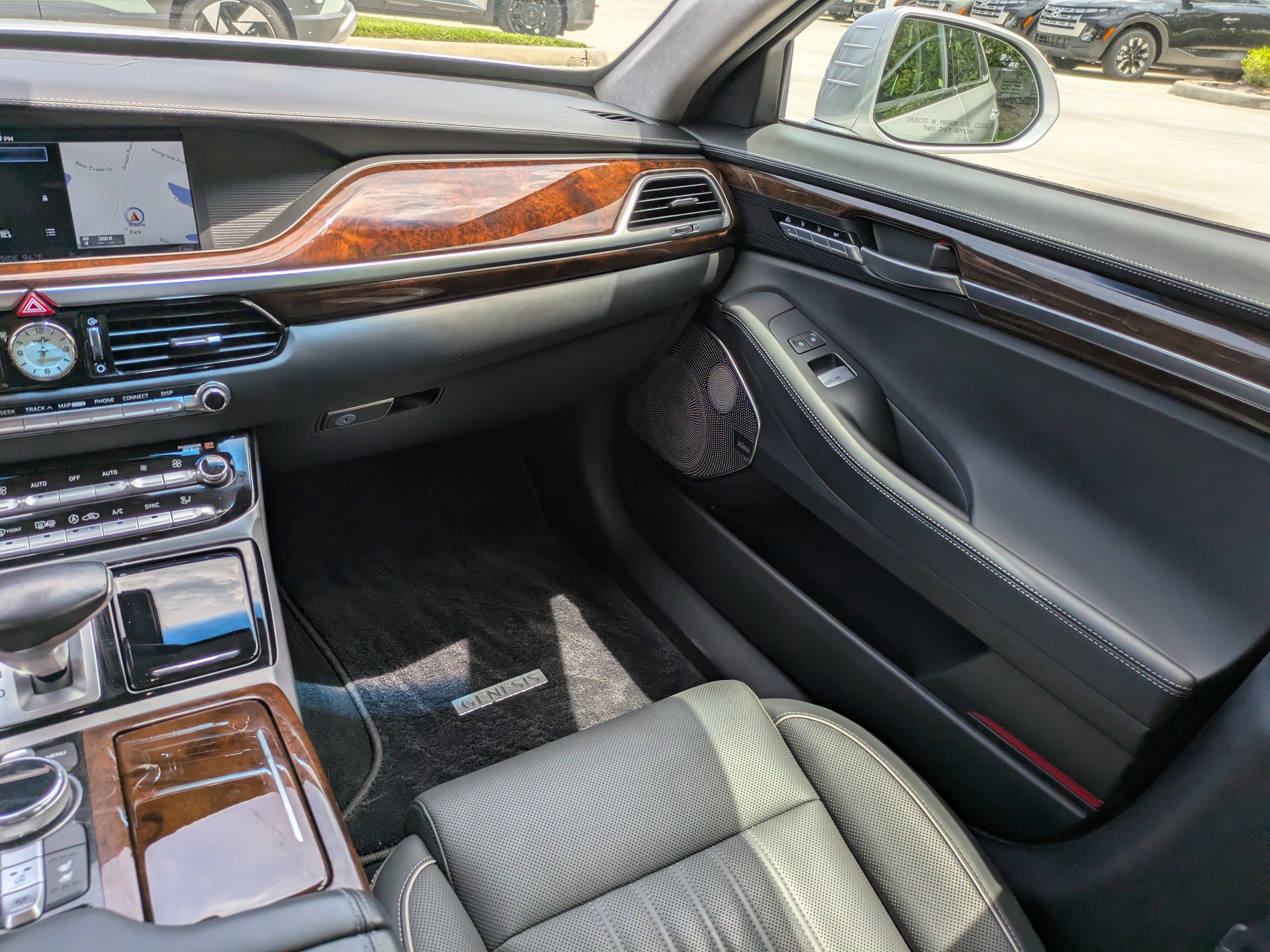 Used 2019 Genesis G90 3.3T Premium AWD/4WD image 16