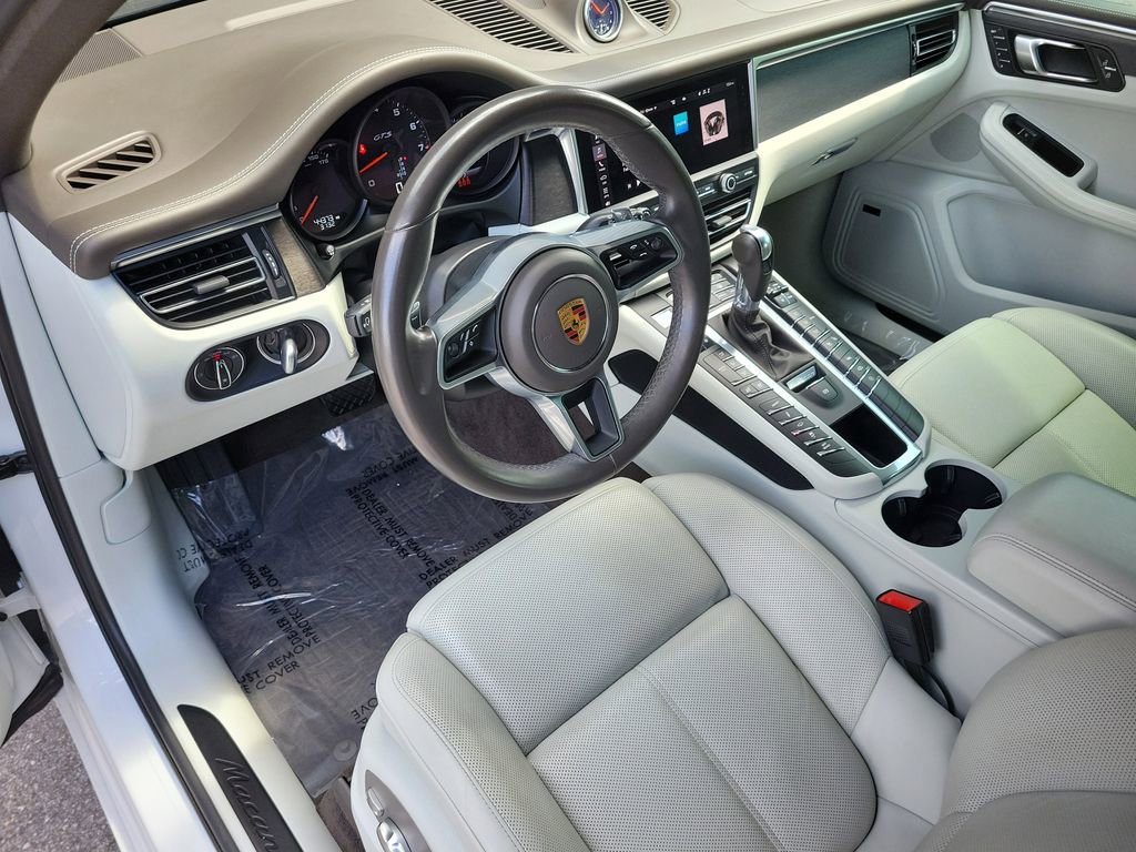 Certified 2021 Porsche Macan GTS AWD/4WD image 5