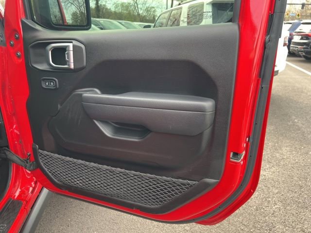 Used 2022 Jeep Gladiator Willys image 28