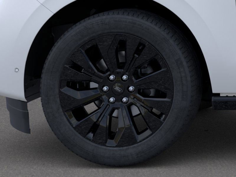 New 2025 Ford Expedition Platinum image 19