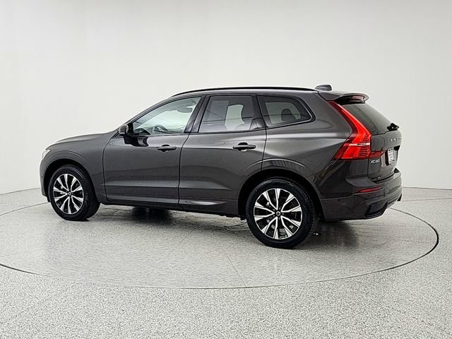 Certified 2025 Volvo XC60 B5 Plus AWD/4WD image 7
