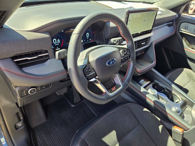Certified 2025 Ford Explorer ST AWD/4WD image 10