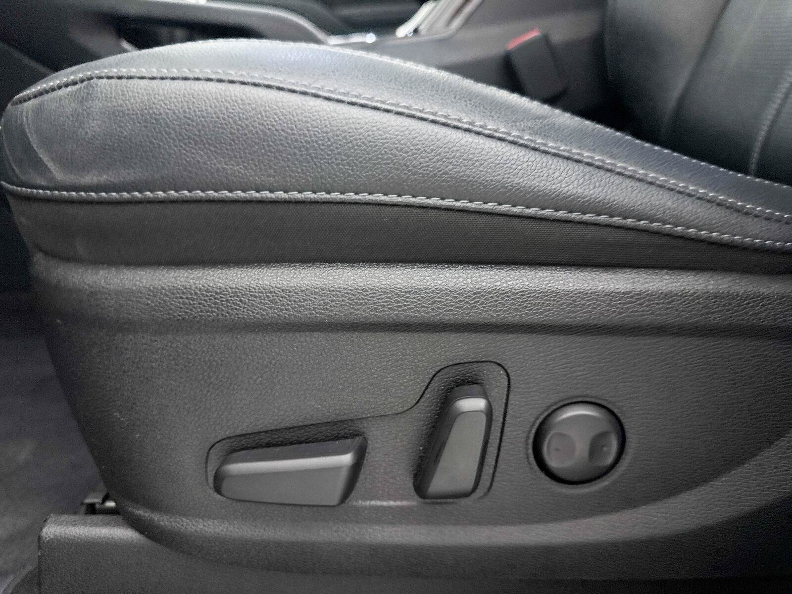 Used 2024 Kia Telluride EX FWD image 32
