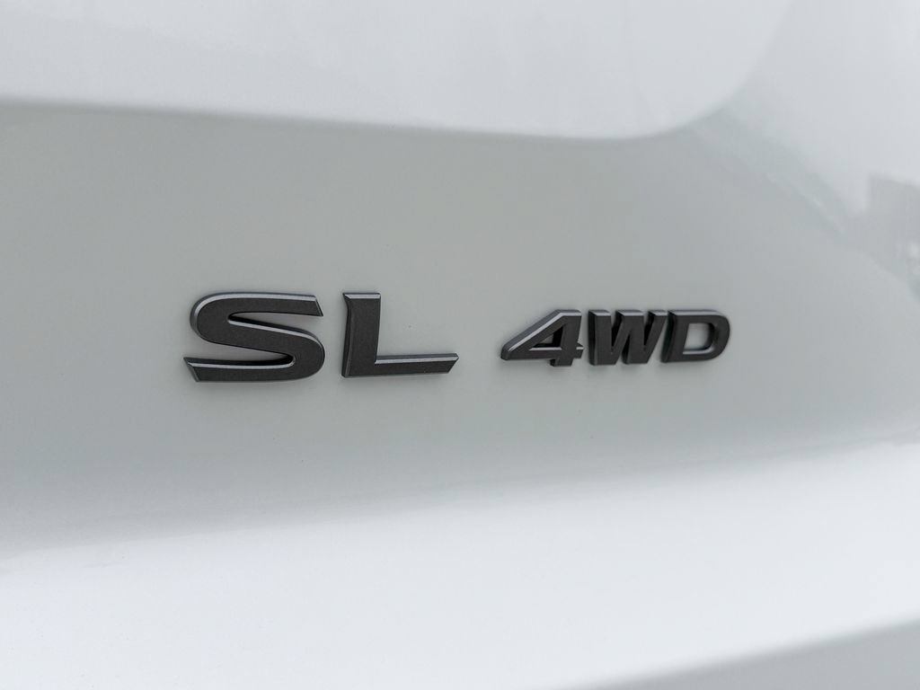 New 2026 Nissan Pathfinder SL w/ SL Premium Package AWD/4WD image 8