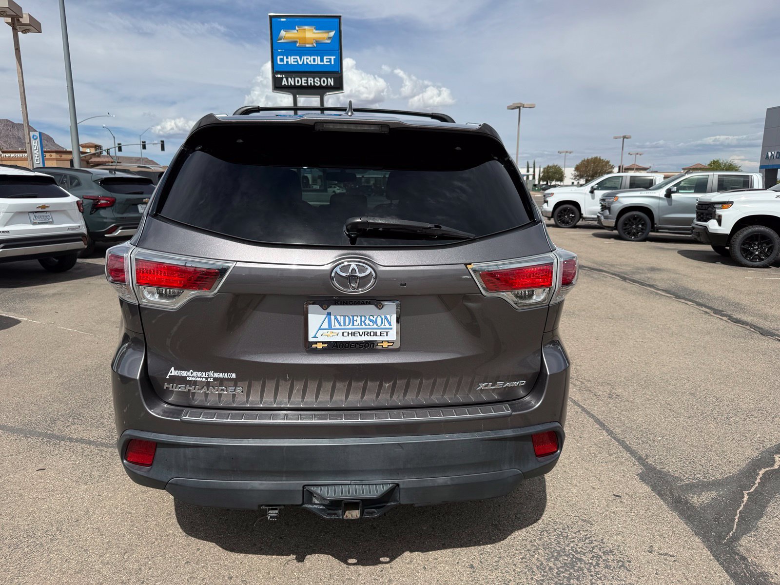 Used 2014 Toyota Highlander XLE AWD/4WD image 8