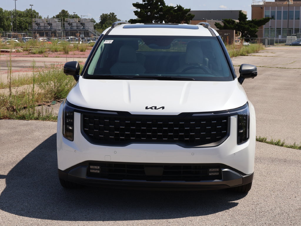 New 2027 Kia Carnival SX w/ Dark Edition Package FWD image 2