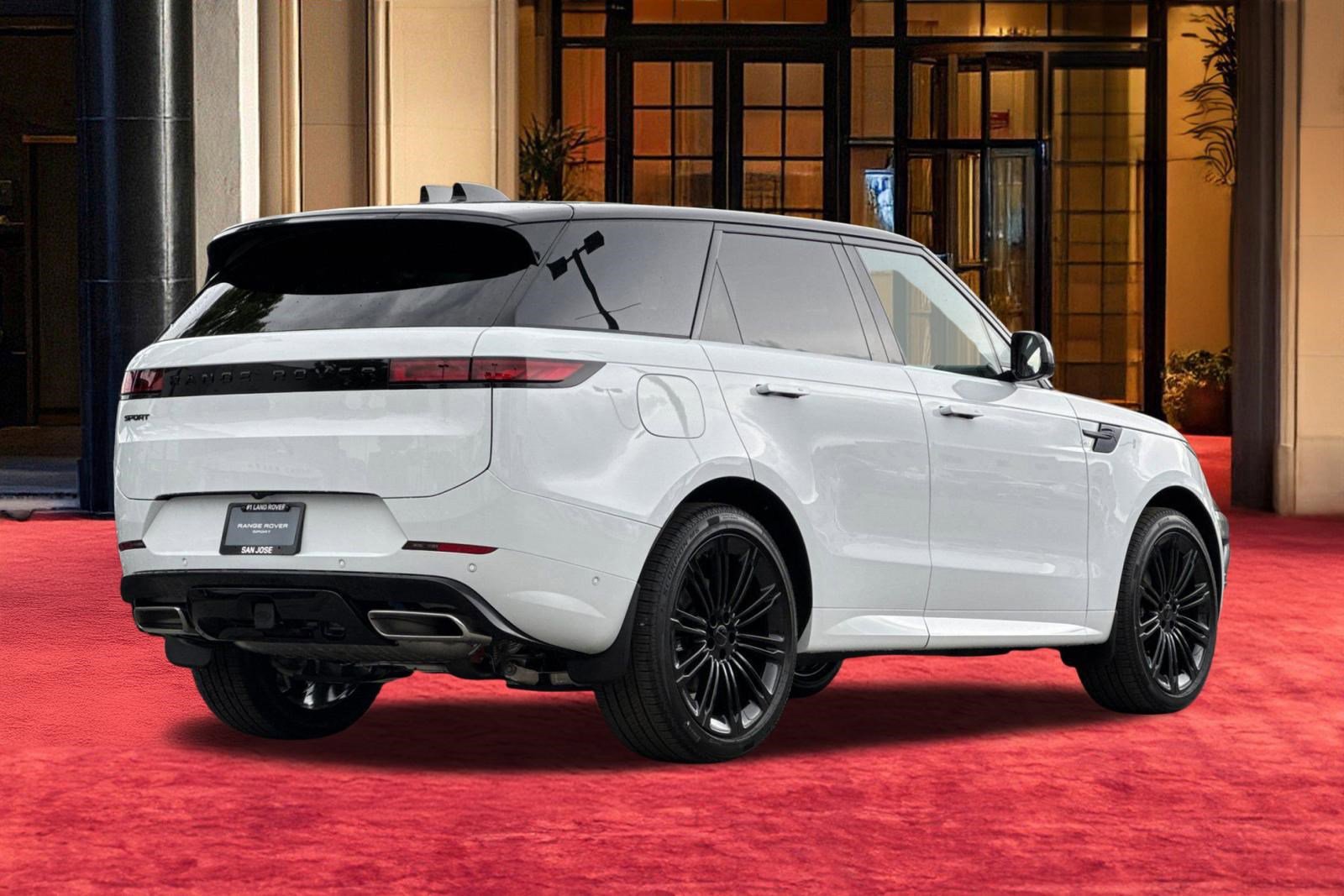 New 2026 Land Rover Range Rover Sport Dynamic SE AWD/4WD image 10