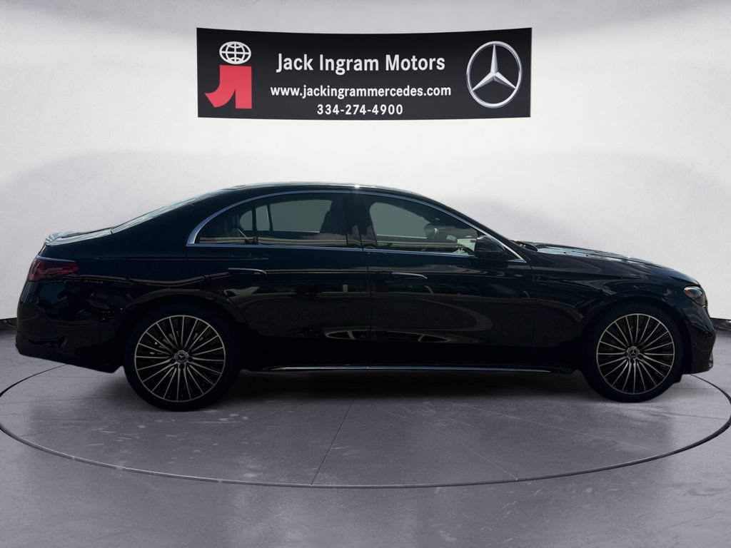 New 2027 Mercedes-Benz E 350 4MATIC Sedan image 6