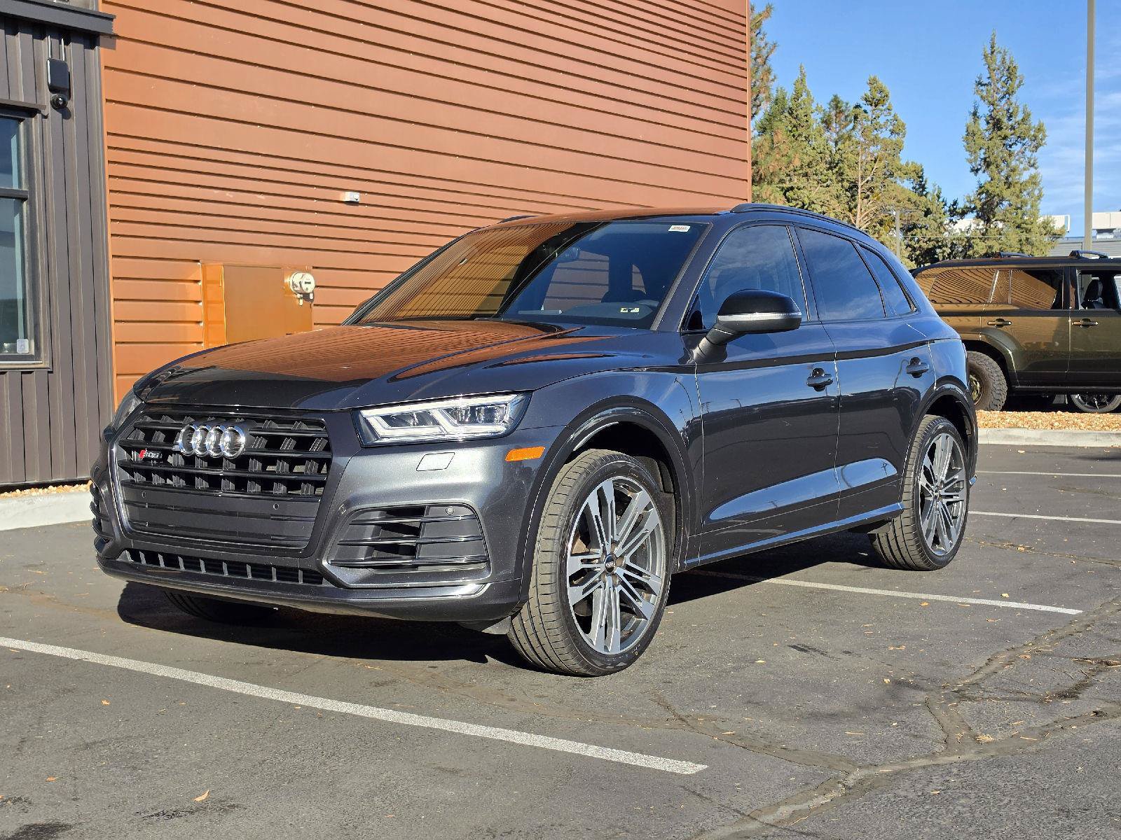 Used 2020 Audi SQ5 Premium Plus w/ Premium Plus Package AWD/4WD image 1