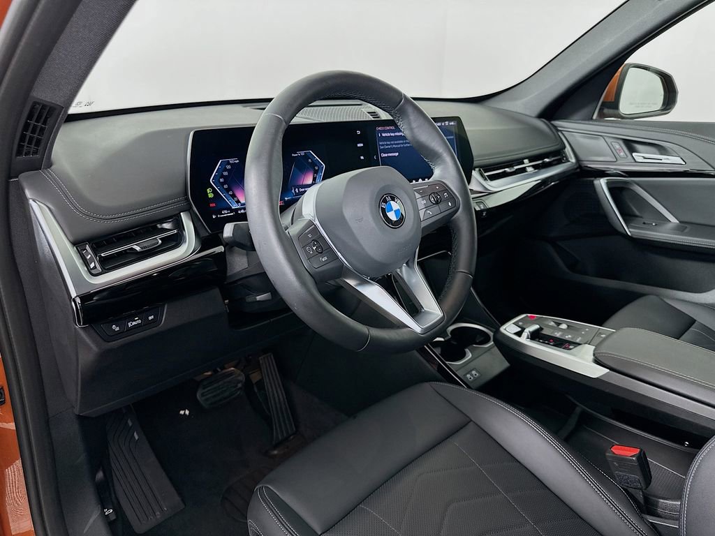 Used 2025 BMW X1 xDrive28i w/ Convenience Package image 9