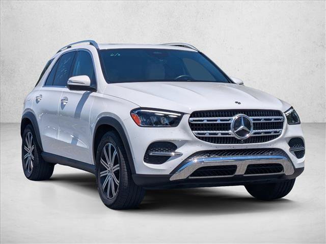 Used 2025 Mercedes-Benz GLE 350 4MATIC image 3