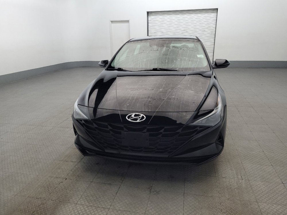Used 2023 Hyundai Elantra SE FWD image 15