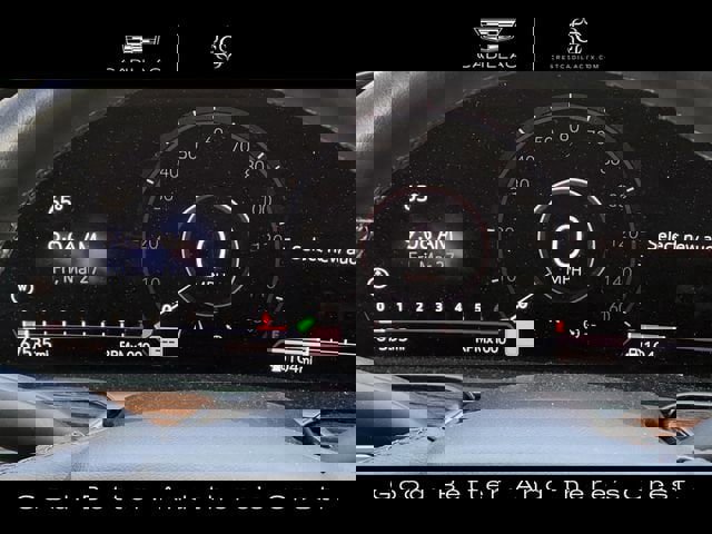 Used 2021 Cadillac Escalade Premium Luxury w/ Performance Package image 14