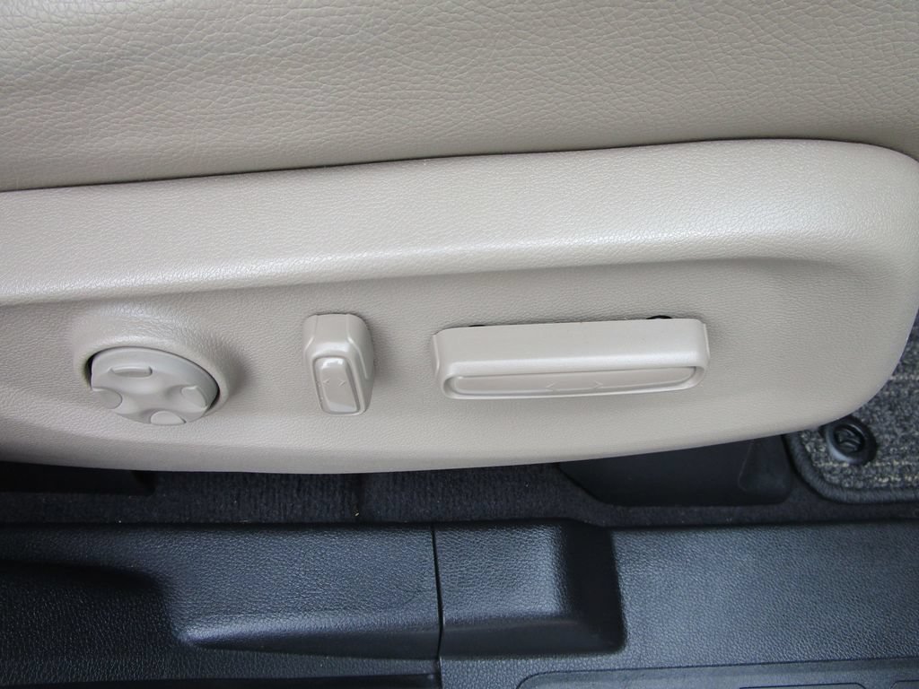 Used 2021 Honda Odyssey Touring image 25