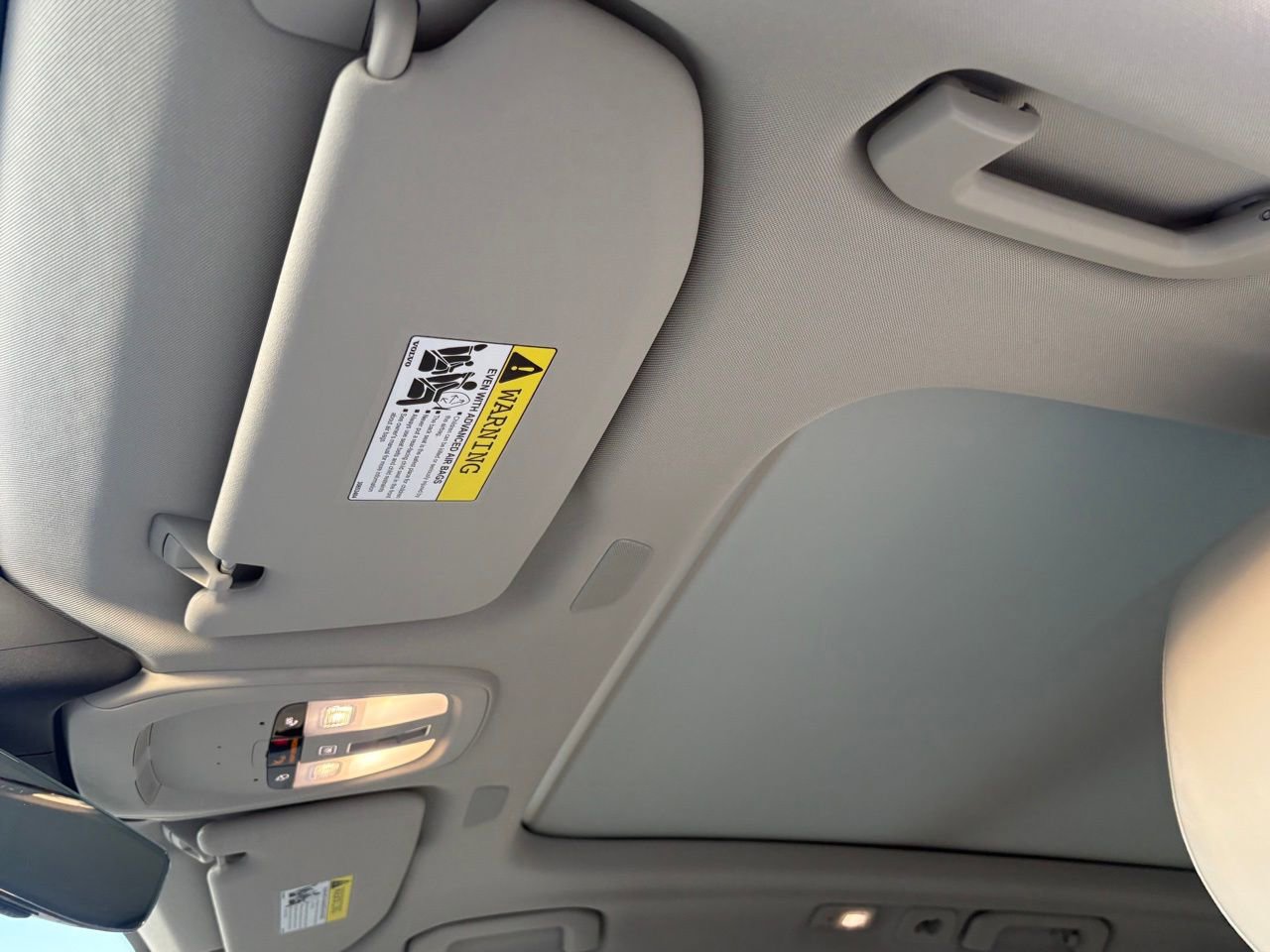 New 2026 Volvo XC60 B5 Ultra w/ Protection Package Premier image 21