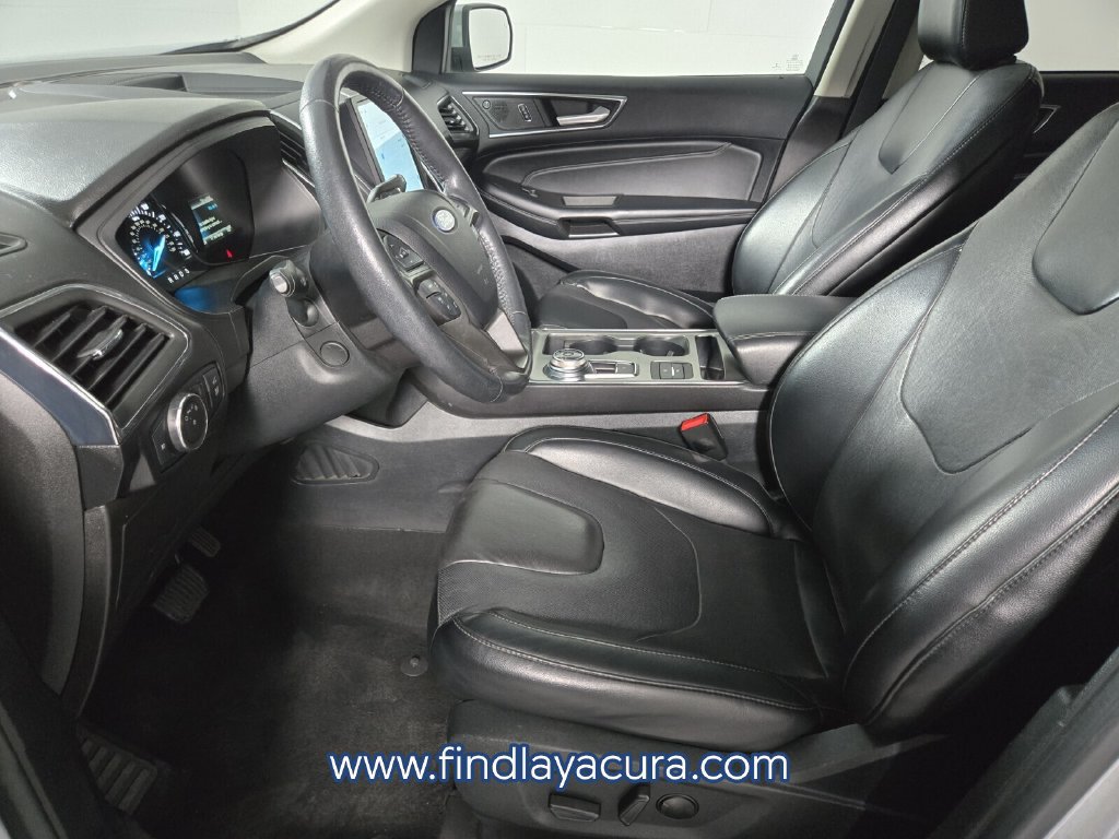 Used 2022 Ford Edge Titanium w/ Equipment Group 301A AWD/4WD image 13