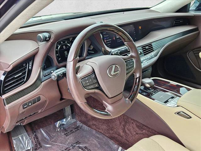 Used 2018 Lexus LS 500 w/ Luxury Package RWD image 10