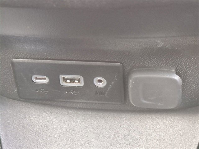 Used 2024 Chevrolet Malibu LT image 25