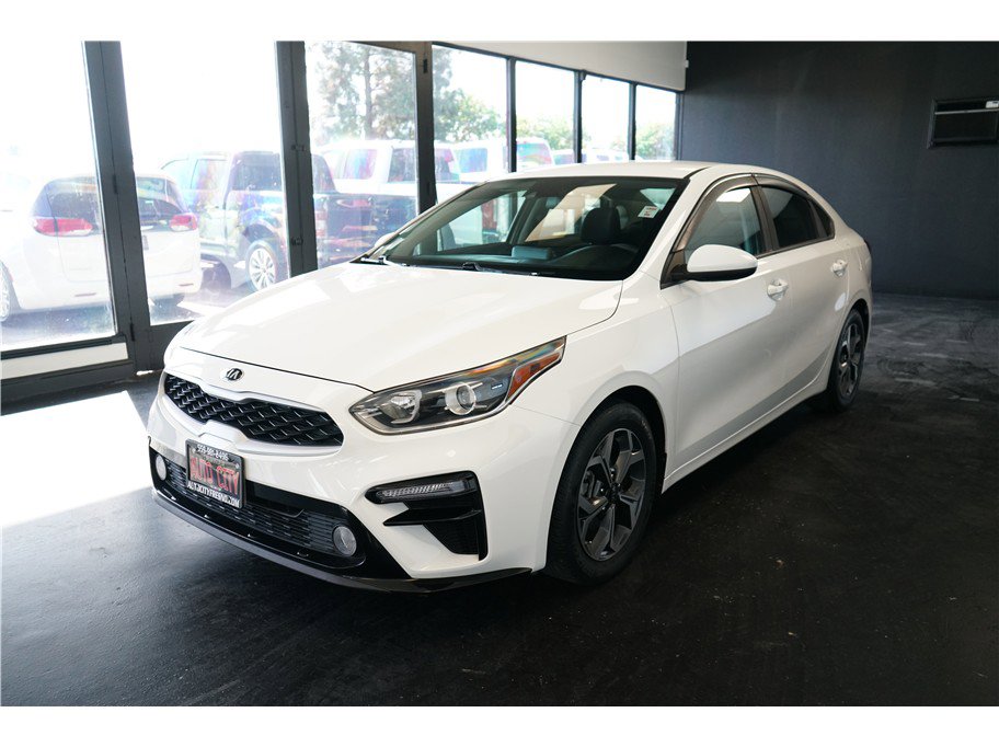 Used 2019 Kia Forte LXS image 3