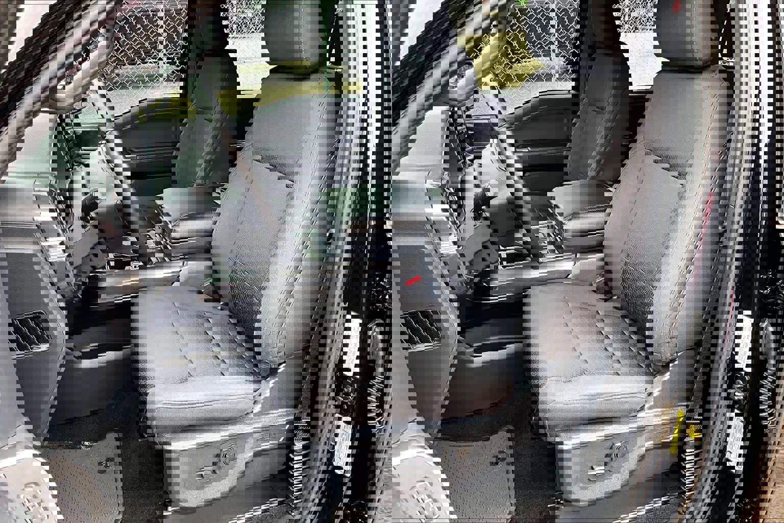 Certified 2022 Ford F150 XLT w/ Equipment Group 302A High image 7