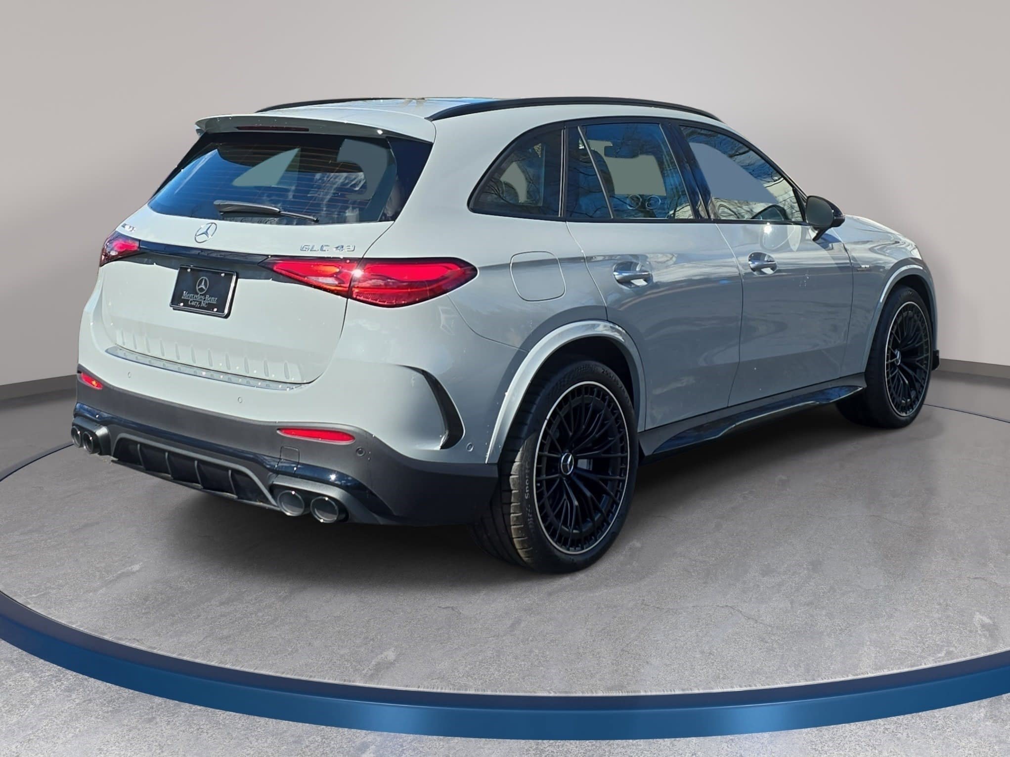 New 2026 Mercedes-Benz GLC 43 AMG 4MATIC image 5