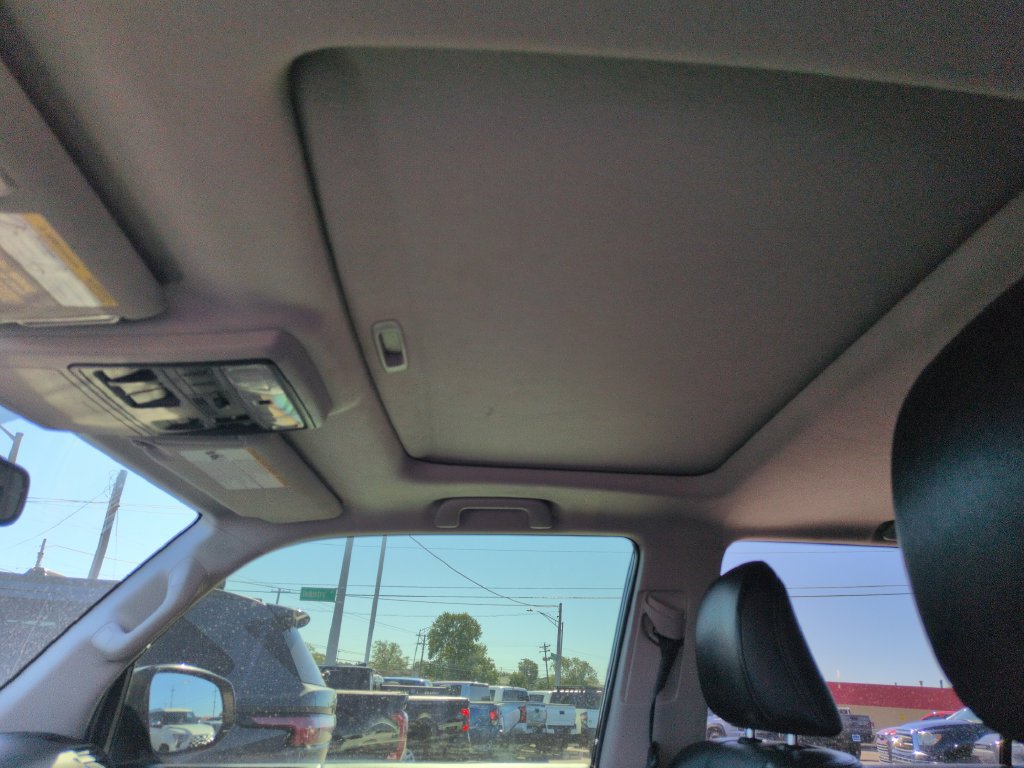 Used 2017 Toyota 4Runner Limited AWD/4WD image 21
