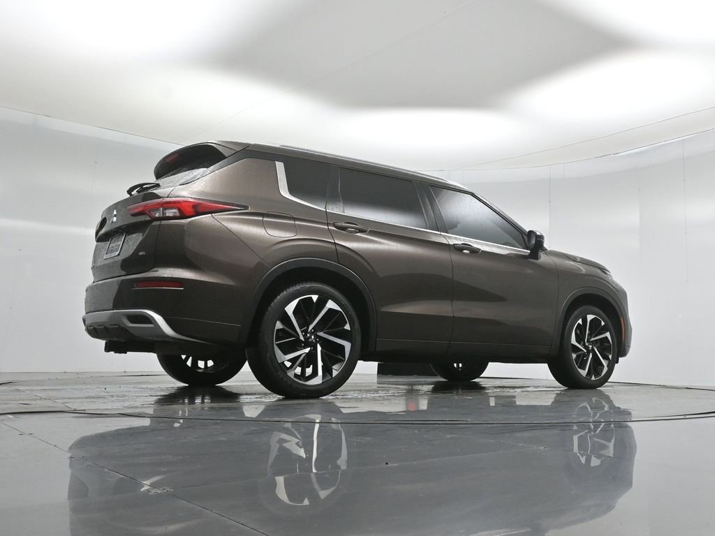 Used 2022 Mitsubishi Outlander SEL image 49