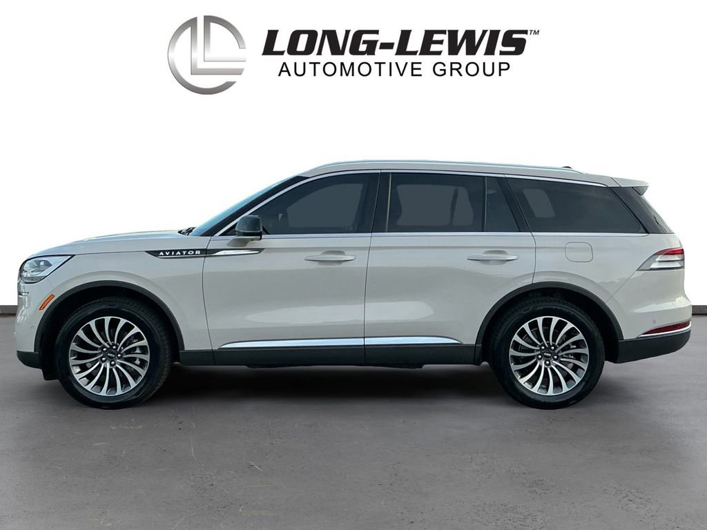 Used 2024 Lincoln Aviator Reserve w/ Equipment Group 201A image 2