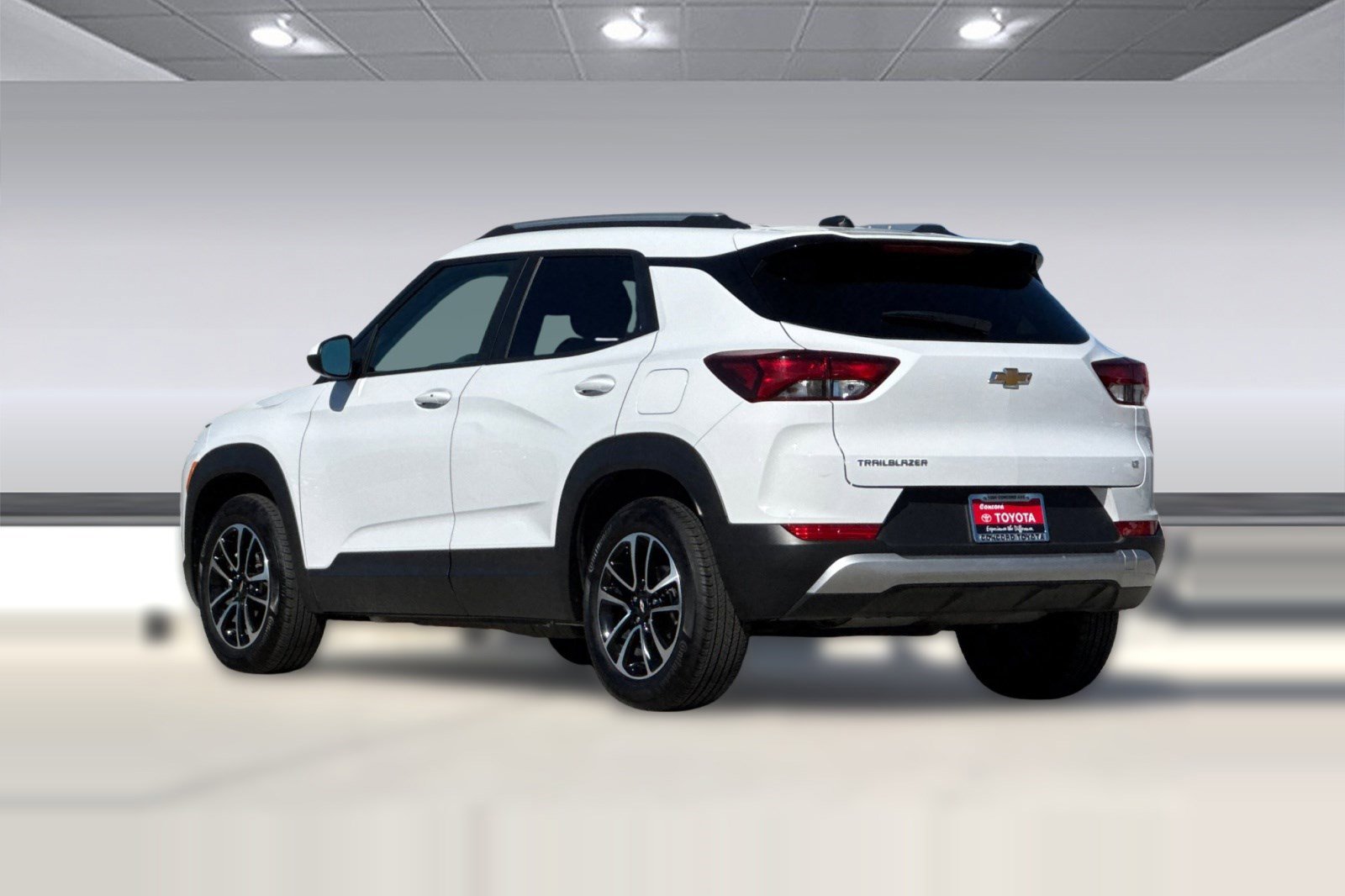 Used 2025 Chevrolet TrailBlazer LT image 8