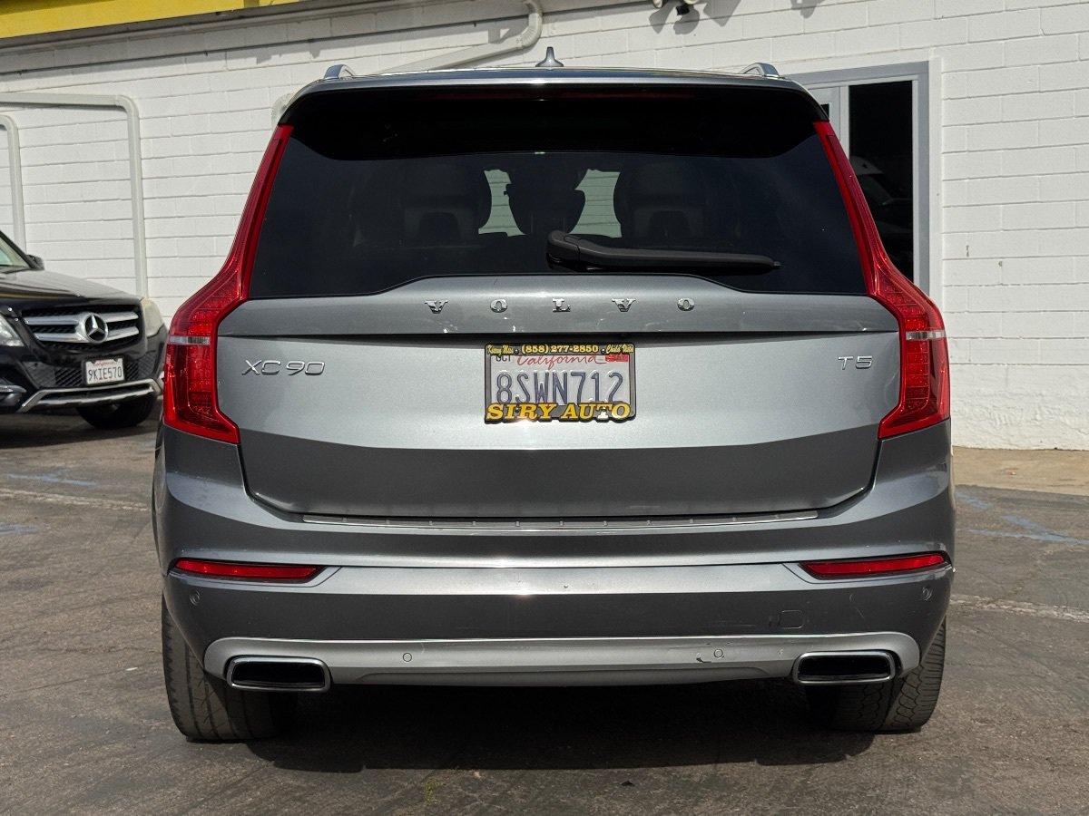 Used 2020 Volvo XC90 T5 Momentum w/ Protection Package Premier FWD image 10