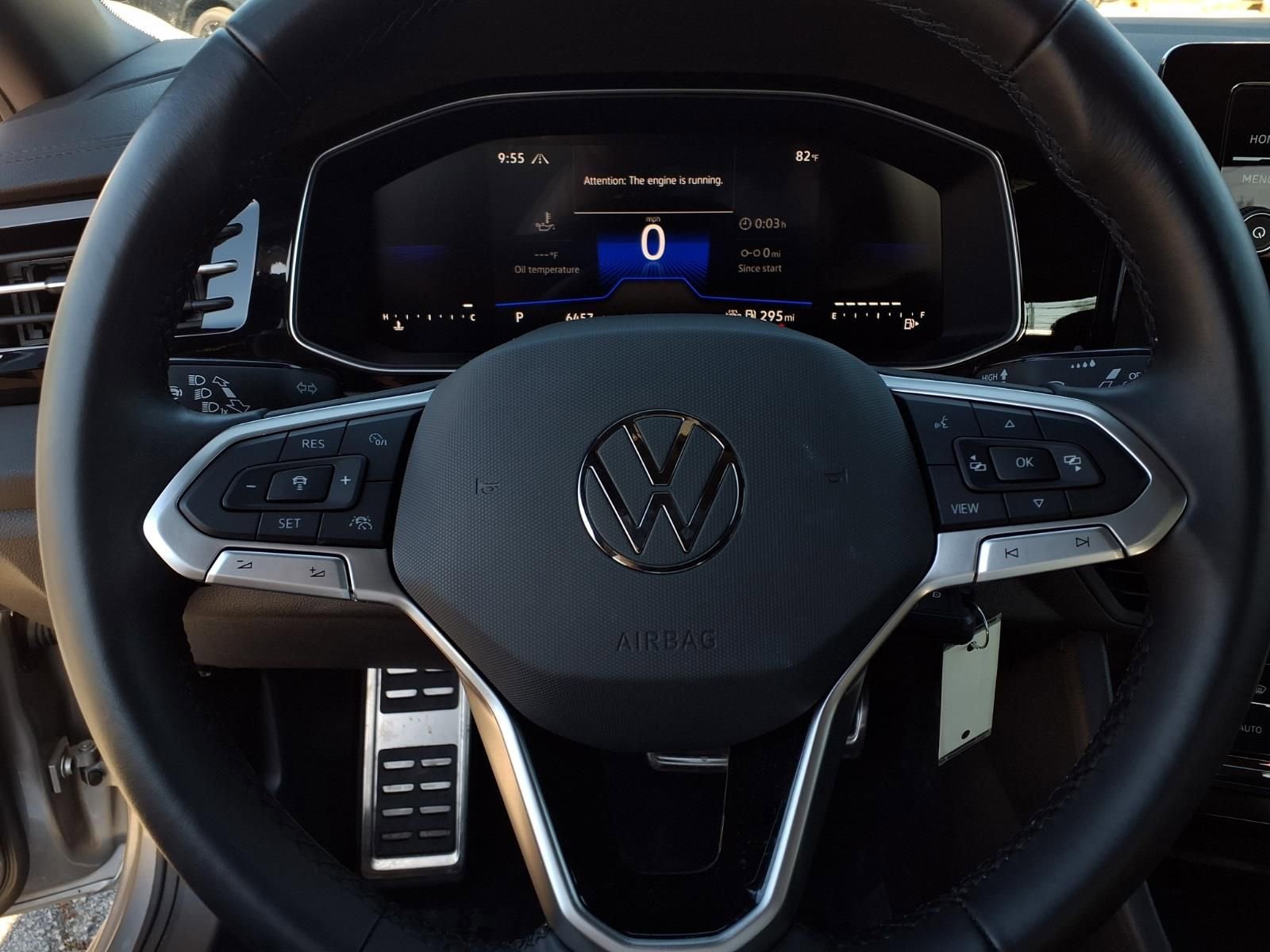 Certified 2025 Volkswagen Jetta Sport FWD image 14