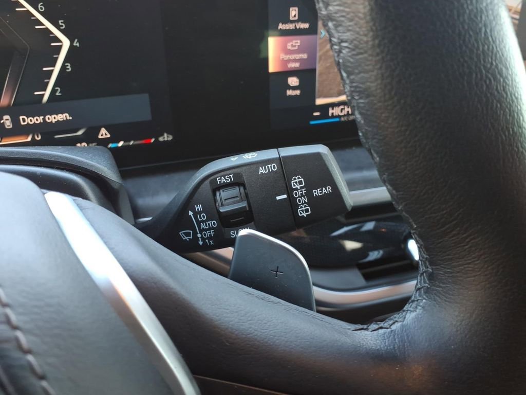 Used 2024 BMW X5 xDrive40i w/ Premium Package image 22