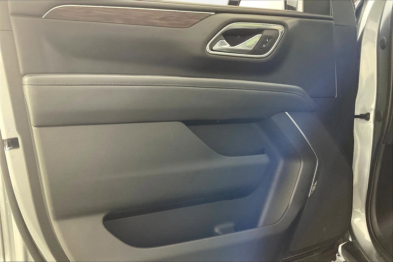 Used 2023 Chevrolet Suburban LS image 21